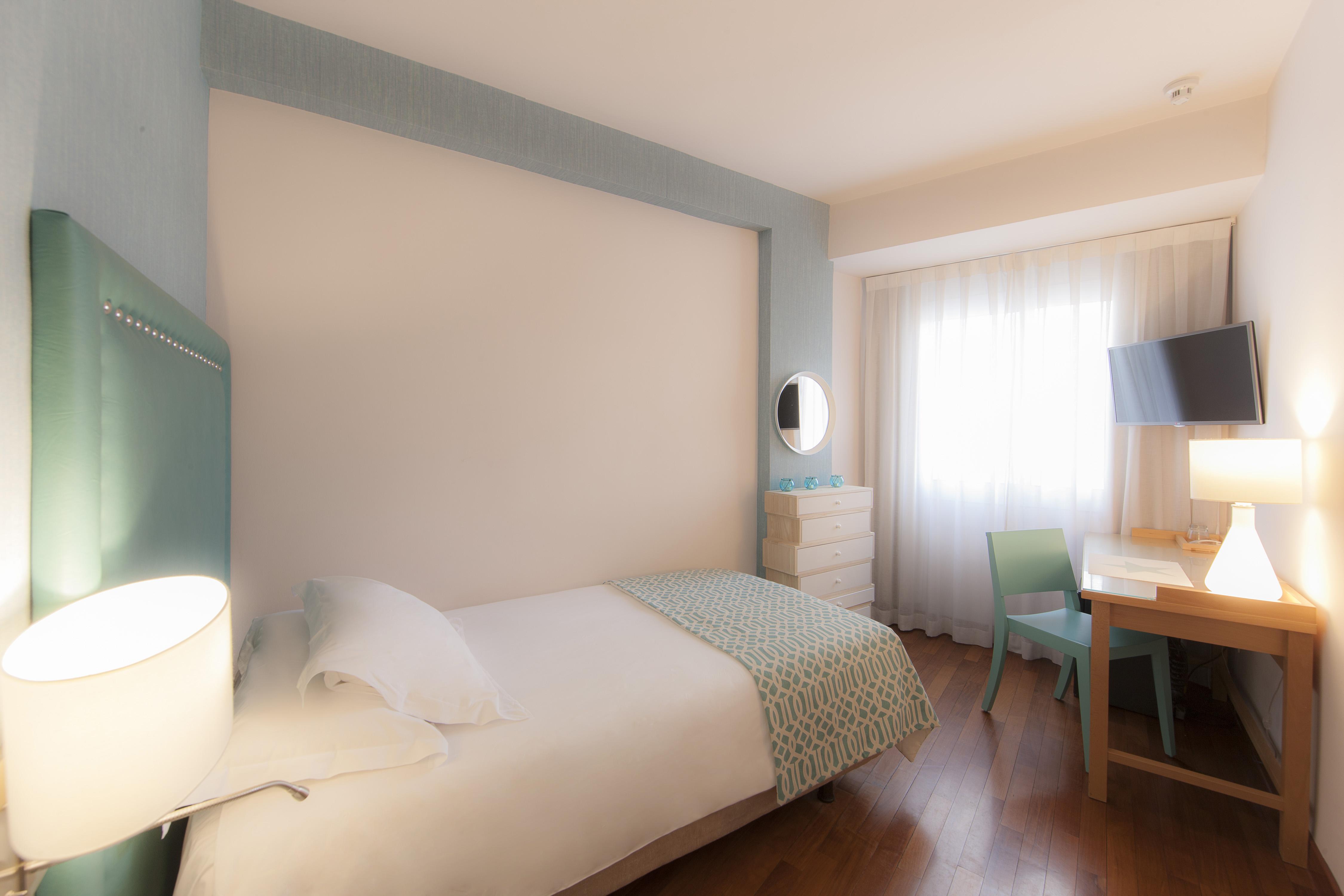 Vincci Soma Hotel Madrid Bagian luar foto