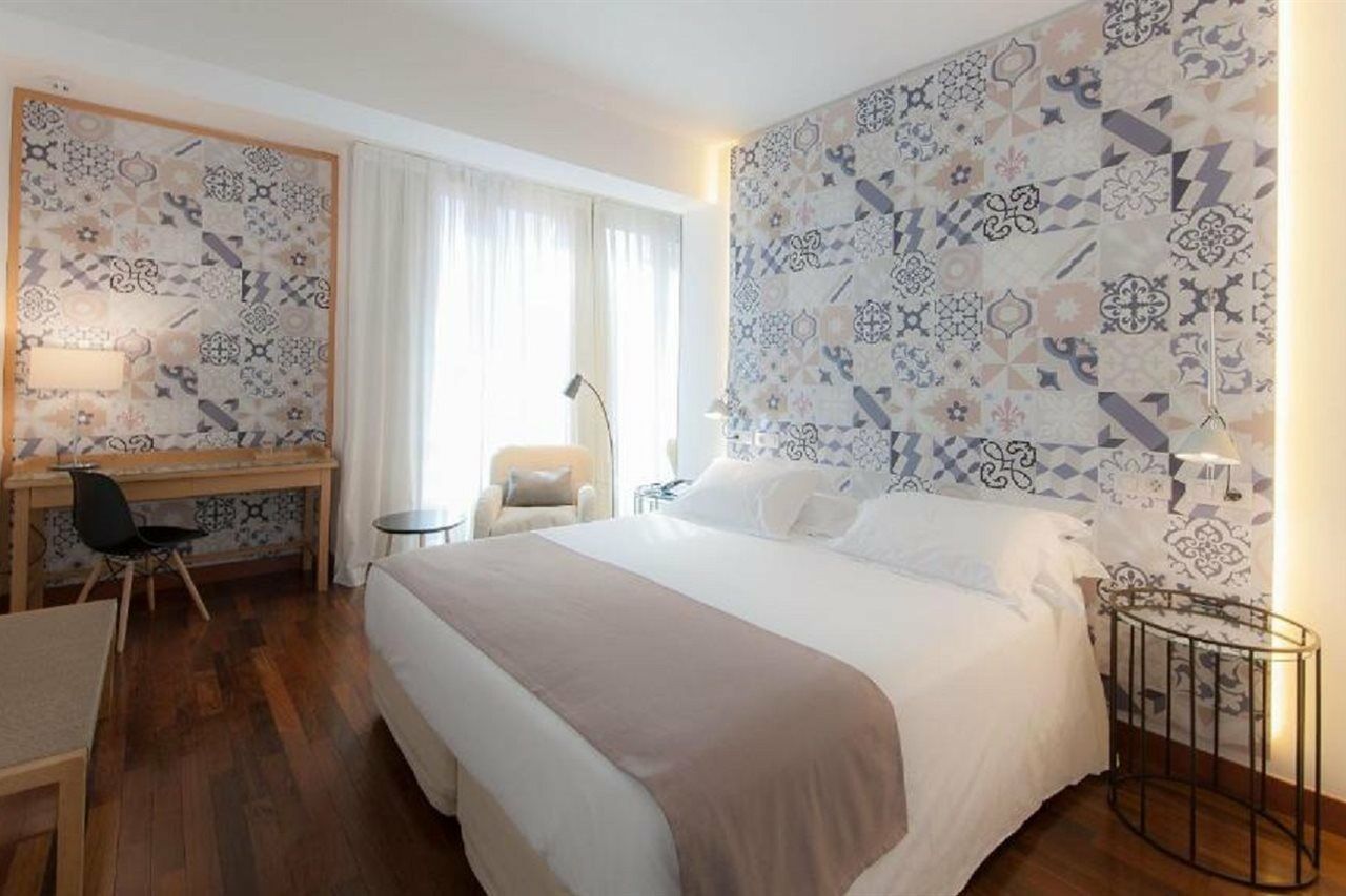 Vincci Soma Hotel Madrid Bagian luar foto